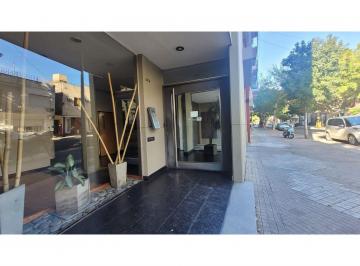 Departamento de 2 ambientes, Rosario · Departamento en Pichincha con Doble Balcón y Ventilación Cruzada
