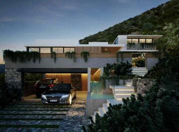 Casa · 390m² · 7 Ambientes · 2 Cocheras · Venta Proyecto de Categoria Mendoza Norte Country