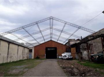 Bodega-Galpón · 1553m² · Galpon / Deposito con Vivienda Apto Industrial