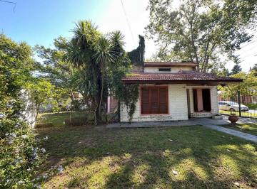 Casa · 110m² · 3 Ambientes · Casas en Venta City Bell La Plata