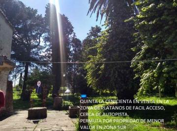 Casa · 254m² · 4 Ambientes · Casa con Terreno Quinta Calle 40 Al 5300 Plátanos