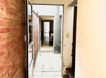 Casa · 130m² · 4 Ambientes · Casa en Ayacucho Al 800