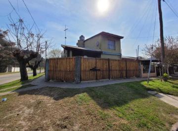 Casa · 180m² · 5 Ambientes · 2 Cocheras · Casa en Venta - 4 Dorm. 3 Baños - 180 m² - El Talar