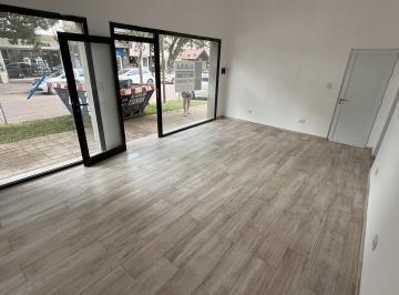 Local comercial · 24m² · 1 Ambiente · Local Comercial en Pleno Centro de Funes