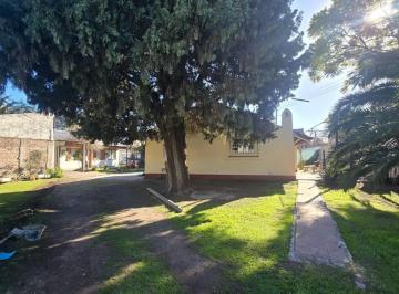 Casa · 85m² · 3 Ambientes · 1 Cochera · Chalet PH en Complejo Venta Ituzaingo Norte Apto Credito