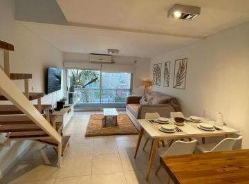 Casa · 62m² · 2 Ambientes · 1 Cochera · Casa en Alquiler - 1 Dormitorio 1 Baño - 80 m² - Berazategui