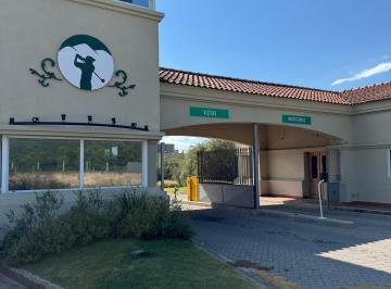 Foto · Terreno de 830 m², en Carlos Paz Golf Country Club