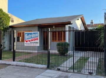 Casa · 100m² · 3 Ambientes · 3 Cocheras · Casa en Venta - Merlo
