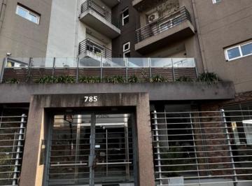 Departamento · 78m² · 4 Ambientes · 1 Cochera · Departamento en Venta - Merlo Centro
