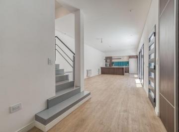 Casa · 220m² · 5 Ambientes · 1 Cochera · Venta Casa 5 Ambientes Colegiales Cochera Terraza