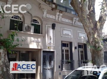 Casa · 140m² · 4 Ambientes · Venta - Casa - Lourdes