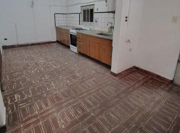 PH · 65m² · 3 Ambientes · Alquiler PH 3 Ambientes en Caseros