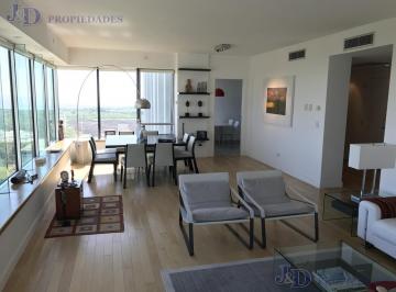 Departamento · 176m² · 4 Ambientes · 2 Cocheras · Cuatro Ambientes de Categoría Elegantemente Amoblado, Dos Cocheras