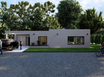 Casa · 177m² · 4 Ambientes · 1 Cochera · Chalet en Barrio Privado Tierras del Mar