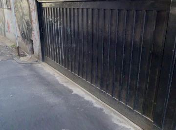 Garage , Morón · Alquiler de Cochera Cubierta en Moron Centro (Nuevo Valor)