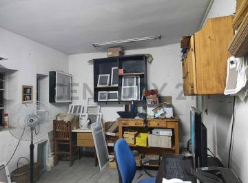 Bodega-Galpón · 400m² · Venta - Galpón - Tiro Suizo