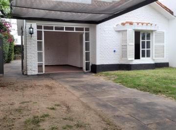 Casa · 150m² · 5 Ambientes · 2 Cocheras · Tenemos Una Oportunidad con un Proyecto Unico!