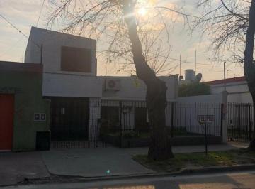 Casa · 220m² · 4 Ambientes · Venta, Casa, Merlo, Av Real, Comercial