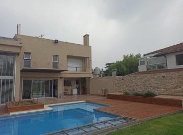 Casa · 400m² · 6 Ambientes · 2 Cocheras · Venta - Casa Merlo