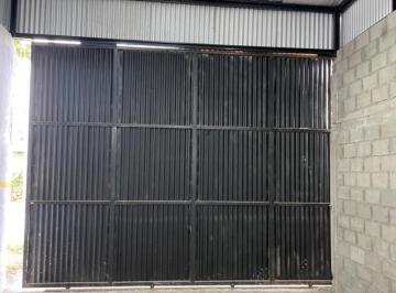 Bodega-Galpón · 180m² · Depósito en Venta en Merlo