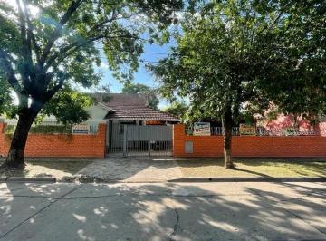 Casa · 140m² · 3 Ambientes · 2 Cocheras · Casa en Venta - San Antonio de Padua