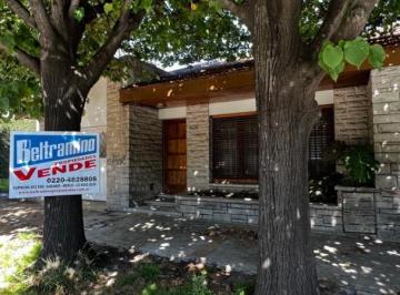 Casa · 182m² · 3 Ambientes · Casa en Venta - Merlo