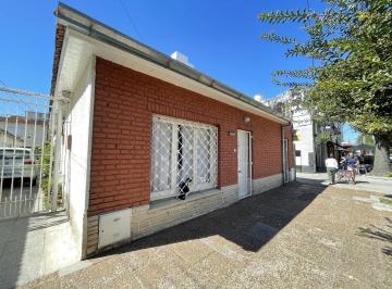 PH · 65m² · 3 Ambientes · 1 Cochera · Venta PH de 3 Ambientes con Cochera en Chauvin, Zona Hpc. Mar del Plata