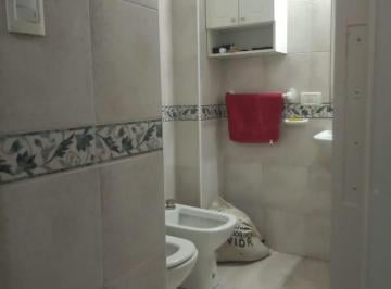 Departamento · 31m² · 2 Ambientes · 1 Cochera · Departamento en Banfield - Venta