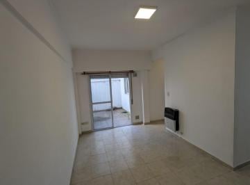 PH · 52m² · 3 Ambientes · PH en Venta - 2 Dorm. 1 Baño - 64 m² - La Plata