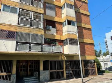 Departamento · 49m² · 3 Ambientes · Departamento en Caseros - Ideal Inversor