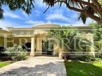 Casa · 200m² · 2 Ambientes · 6 Cocheras · Oportunidad de Venta en Country San Diego