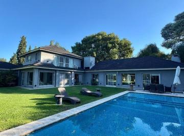 Casa · 450m² · 5 Ambientes · 3 Cocheras · Casa en Venta San Diego