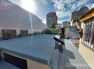 PH · 174m² · 4 Ambientes · PH 4 Ambientes con Entrada Independiente y Terraza en Parque Avellaneda