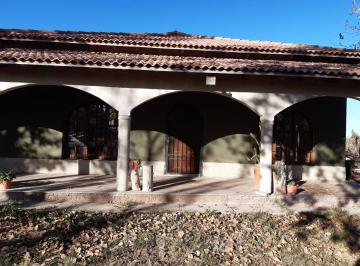 Casa · 130m² · 5 Ambientes · Casa Venta en Nueva California San Martin Mendoza