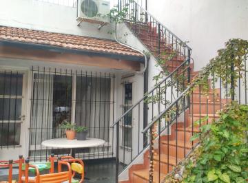 Casa · 344m² · 7 Ambientes · 2 Cocheras · Casa 2 Plantas 2x Garage Jardin Quincho Saavedra