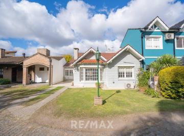 Casa · 118m² · 3 Ambientes · 1 Cochera · Venta Casa 3amb Condominio Pileta Ituz Apto Cred