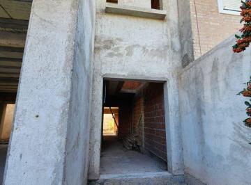PH · 226m² · 7 Ambientes · 1 Cochera · Venta Duplex a Terminar - Cipolletti