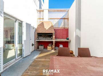 PH · 68m² · 3 Ambientes · Espectacular Departamento con Patio y Parrilla