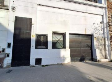 Depósito · 154m² · Venta Deposito C/oficina, Baño y Cocina en Avelland