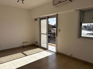 Departamento · 41m² · 2 Ambientes · Venta de Depto 2 Amb con Balcón. Terraza Propia!