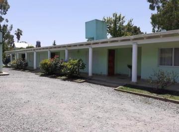 Edificio · 160m² · 10 Ambientes · 7 Cocheras · Edificio Comercial en Venta - 8 Dorm. 7 Baños - Cochera - 1720 m² - San Miguel del Monte