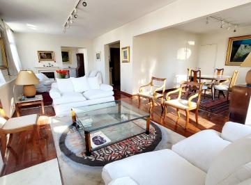 Departamento de 6 ambientes, Recoleta · Venta Departamento 6 Amb Recoleta 2 Cocheras y Seguridad.