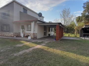 Casa · 200m² · 3 Dormitorios · Casa en Venta - 3 Dorm. 1 Baño - 782 m² - Mercedes