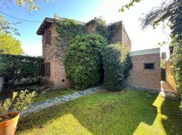 Casa de 3 ambientes, La Plata · City Bell - Casa 3 Dorm - Apta Banco - Pileta