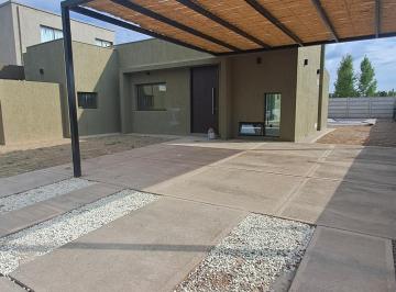 Casa de 5 ambientes, Maipú · Venta Casa - Alba de Tanqay