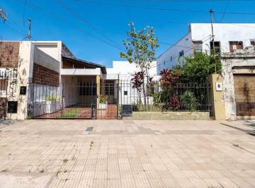 Casa · 153m² · 5 Ambientes · 1 Cochera · Venta Casa en Barrio Fomento 9 de Julio