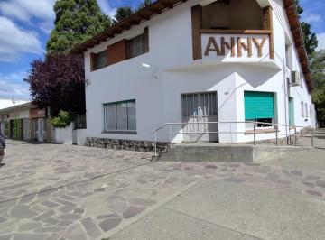 Edificio · 3351m² · Increíbles Edificio Comercial, con 7 Locales y 7 Oficinas en Pleno Centro de El Bolsón! Oportunidad