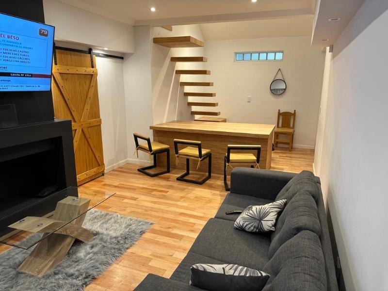 Chalet 4 amb, 145m² con garaje y patio — Dorrego 200