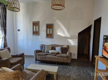 Departamento · 80m² · 3 Ambientes · Departamento en Alquiler Permanente