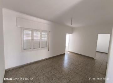 Departamento de 3 ambientes, Córdoba · A. Cba - a 2 Cdras de Pza Rivadavia - 2d, Coc Sep, 2ptios, Sin Exp -